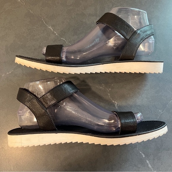 FarylRobin sz 9 Somaria black Ankle Strap Buckle Sandal - Picture 5 of 13